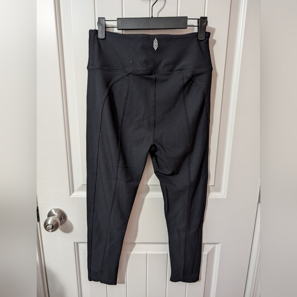 Free People Movement Cropped Ribbed Leggings Medium Black - Picture 2 of 5